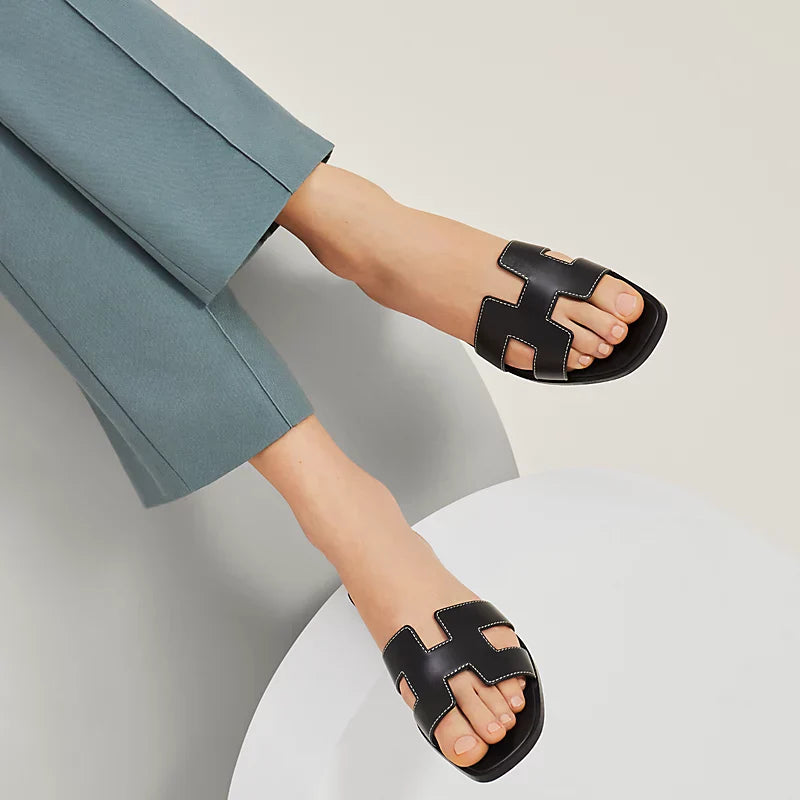 Sandales femmes tendance 2025 : adoptez le style Auvéa Roma